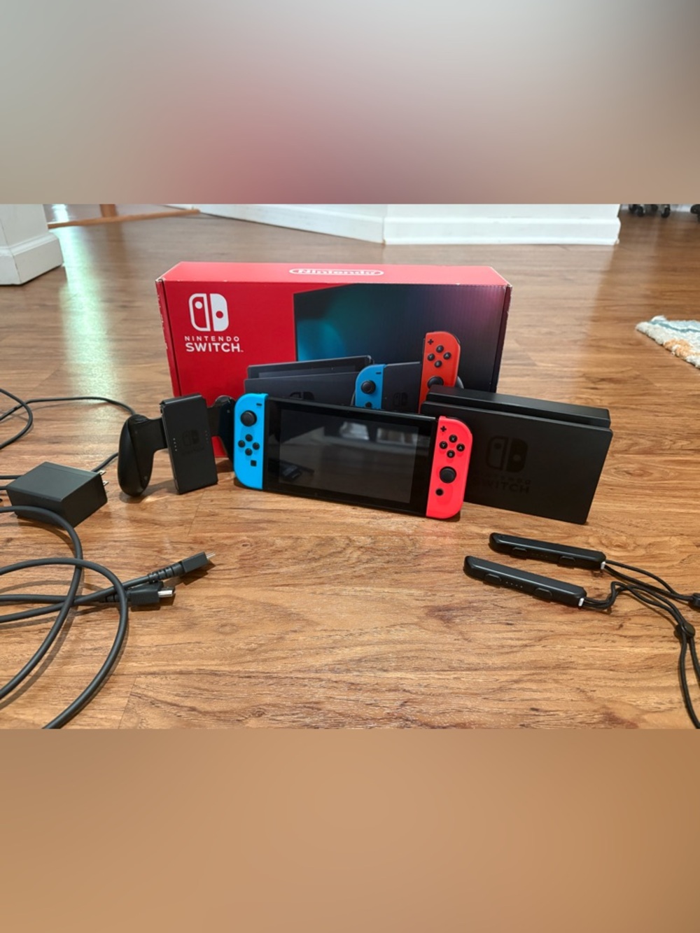 Nintendo Switch Console Neon Blue/Red Joy-Con 128GB microSD Wi-Fi HDMI USB-C